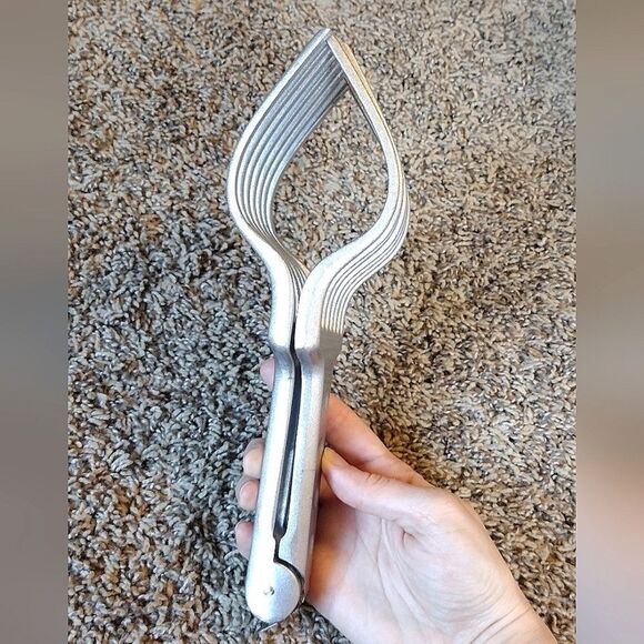 5 Kitchen Utensils Bundle for Food Prep- shrimp, potatoes, corn, vegetables etc. - Picture 14 of 15